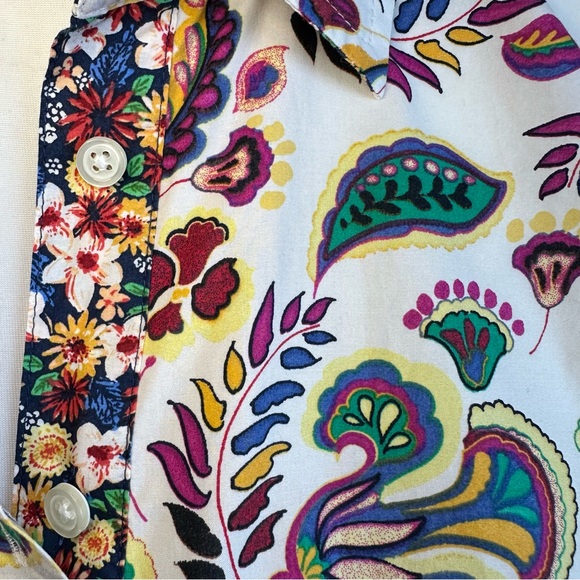 Talbots Paisley Floral Print Button-Up Shirt w/ Contrast Flip Cuff in Small - Picture 5 of 10